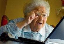 Yaşça Büyüklere Dijital Dünyayı Anlatırken Zorlanıyor Musunuz?